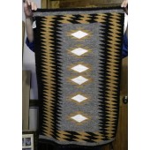 DER134 - Navajo Handmade Rug